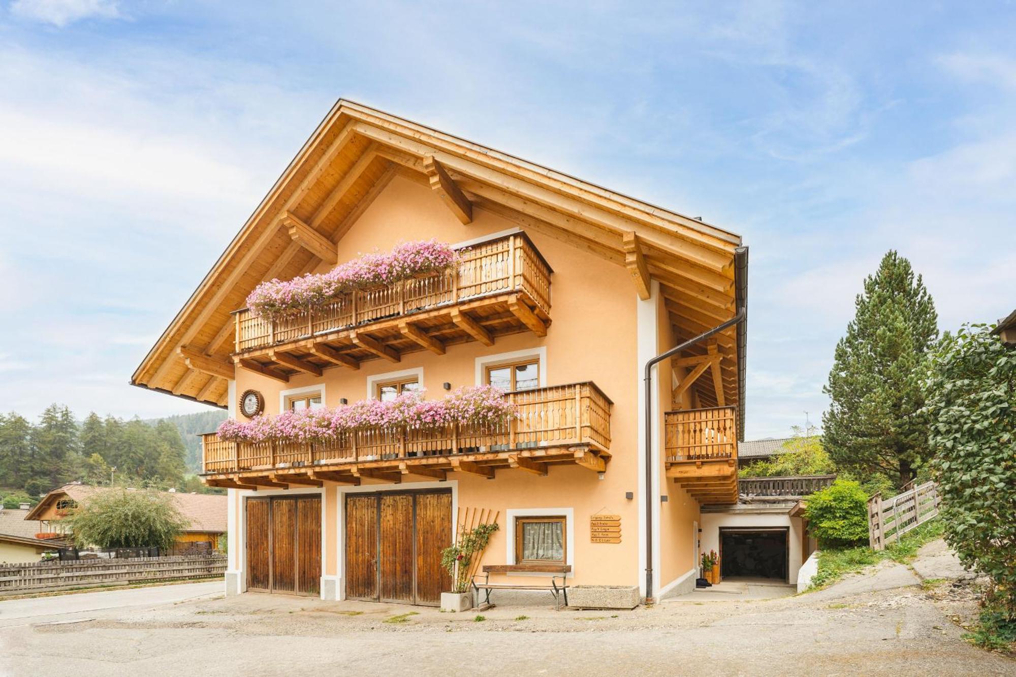 Elslerhof Apartment Dobbiaco Exterior photo